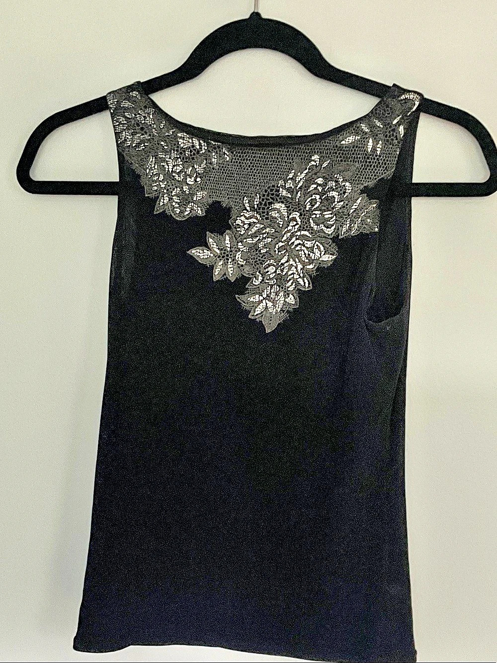 New York & Company Embellished Tank Top in Black & Silver Size XS